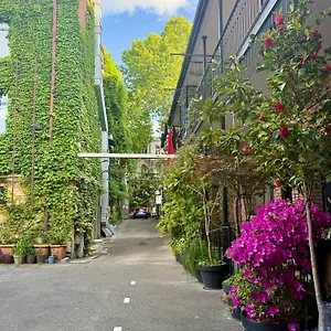  아파트 Old Apartments1